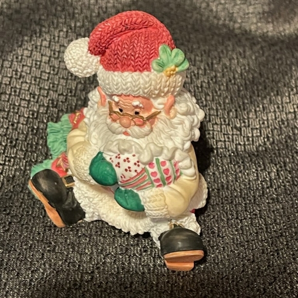 Friendship Warms The Heart" Vintage Enesco 1995 santa figurine - Picture 1 of 7